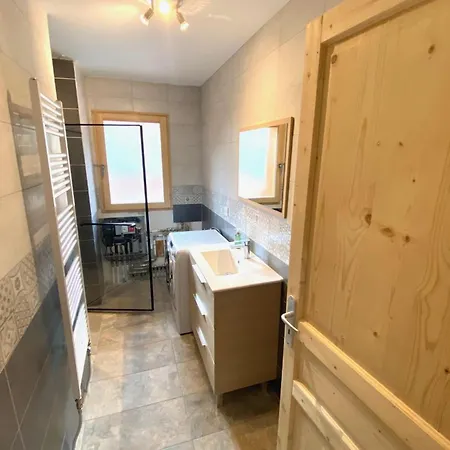 For 4 To 6 People With A 60m Terrace Saint-Jean-de-Maurienne